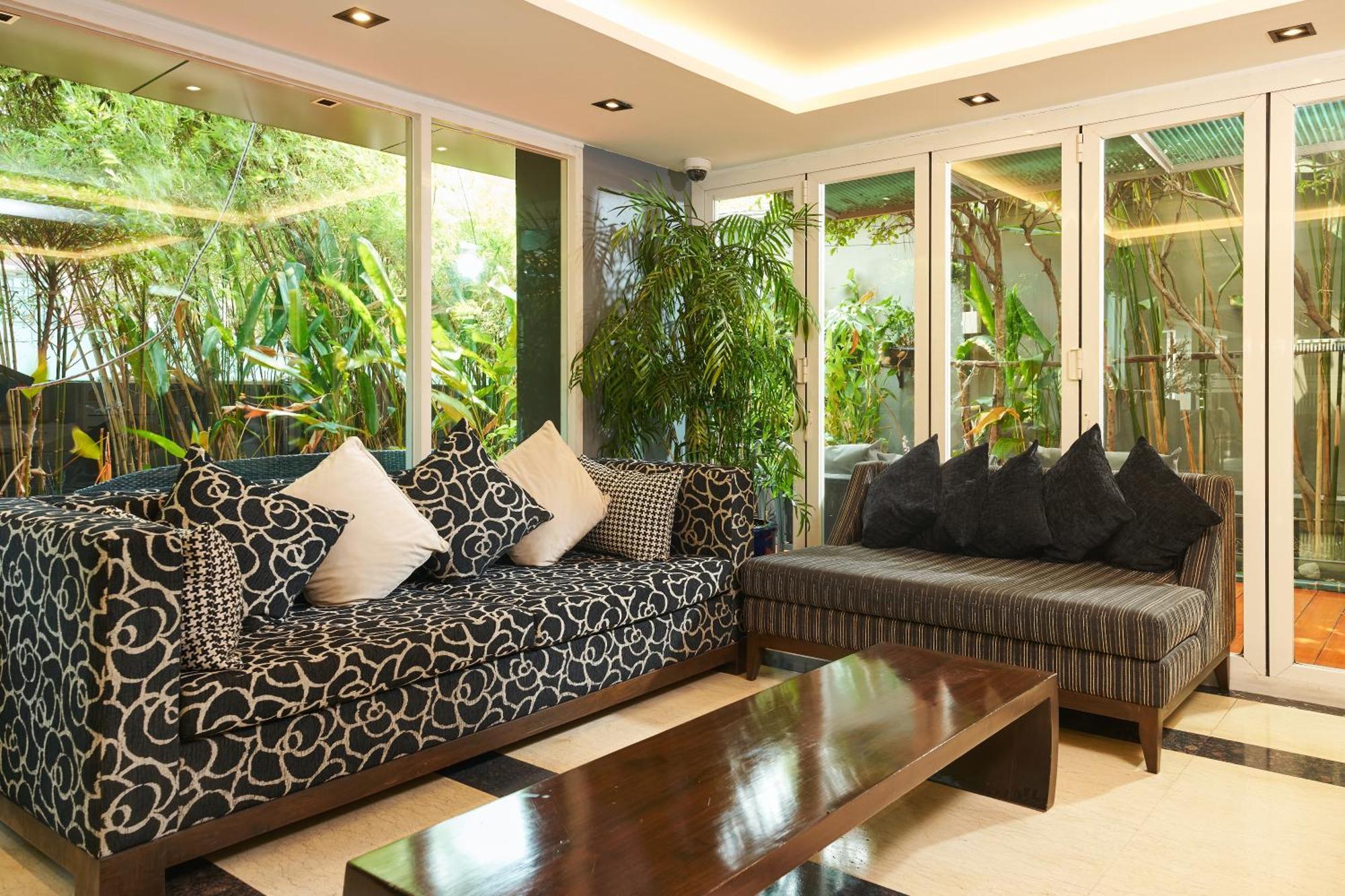 Shine Aparthotels Sukhumvit Thonglor Bangkok Exterior photo
