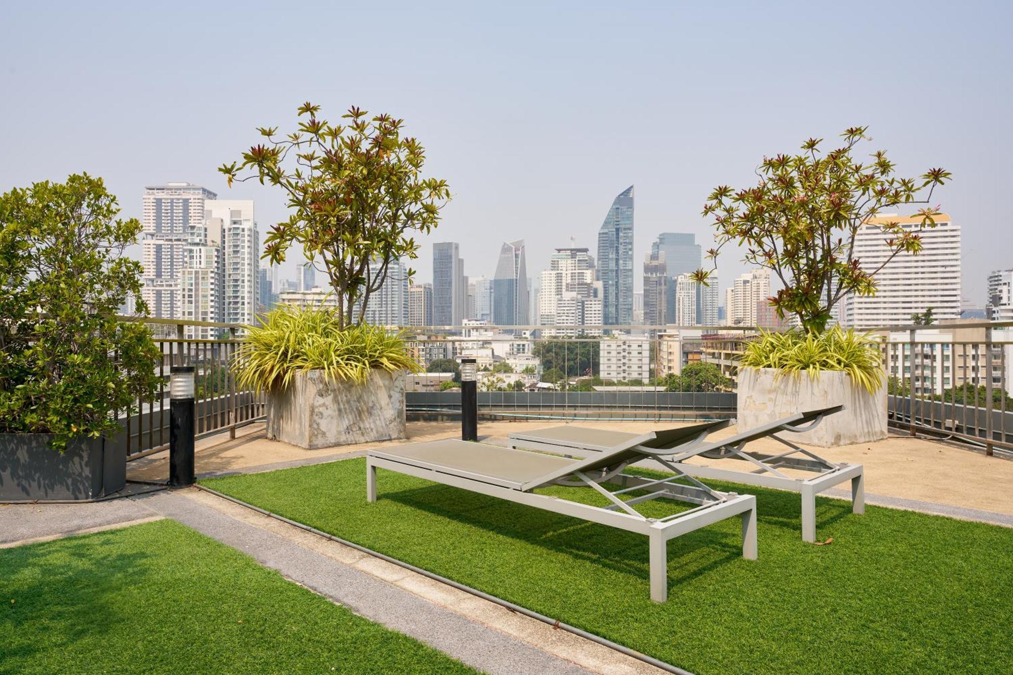 Shine Aparthotels Sukhumvit Thonglor Bangkok Exterior photo